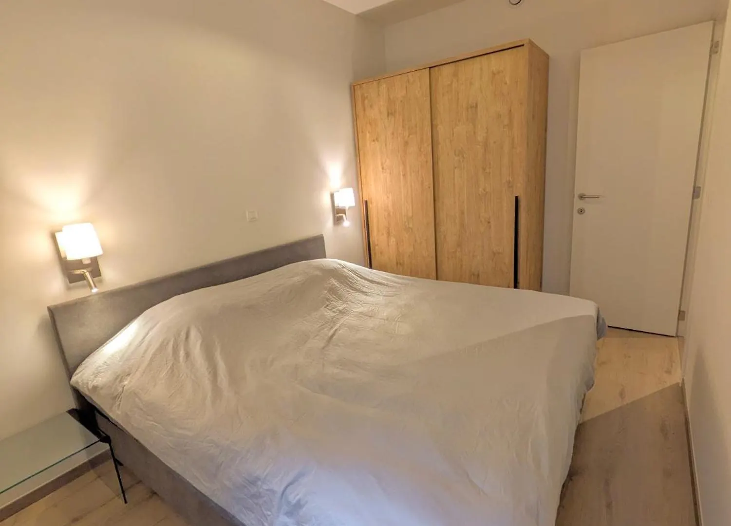 New Modern Apartment In The Heart Of Ostend T73