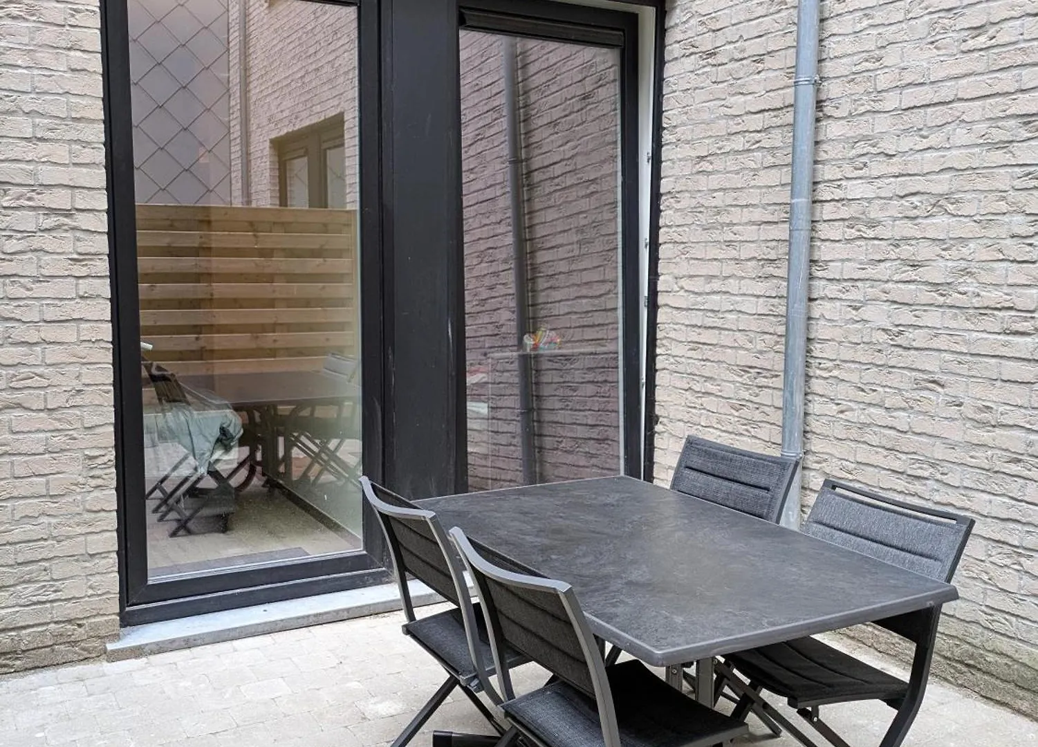 New Modern Apartment In The Heart Of Ostend T73